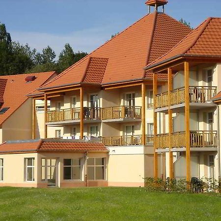 Residhotel Golf Garden Levernois Buitenkant foto