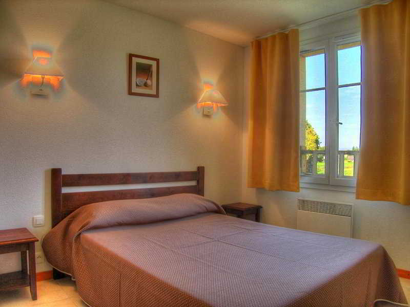 Residhotel Golf Garden Levernois Buitenkant foto
